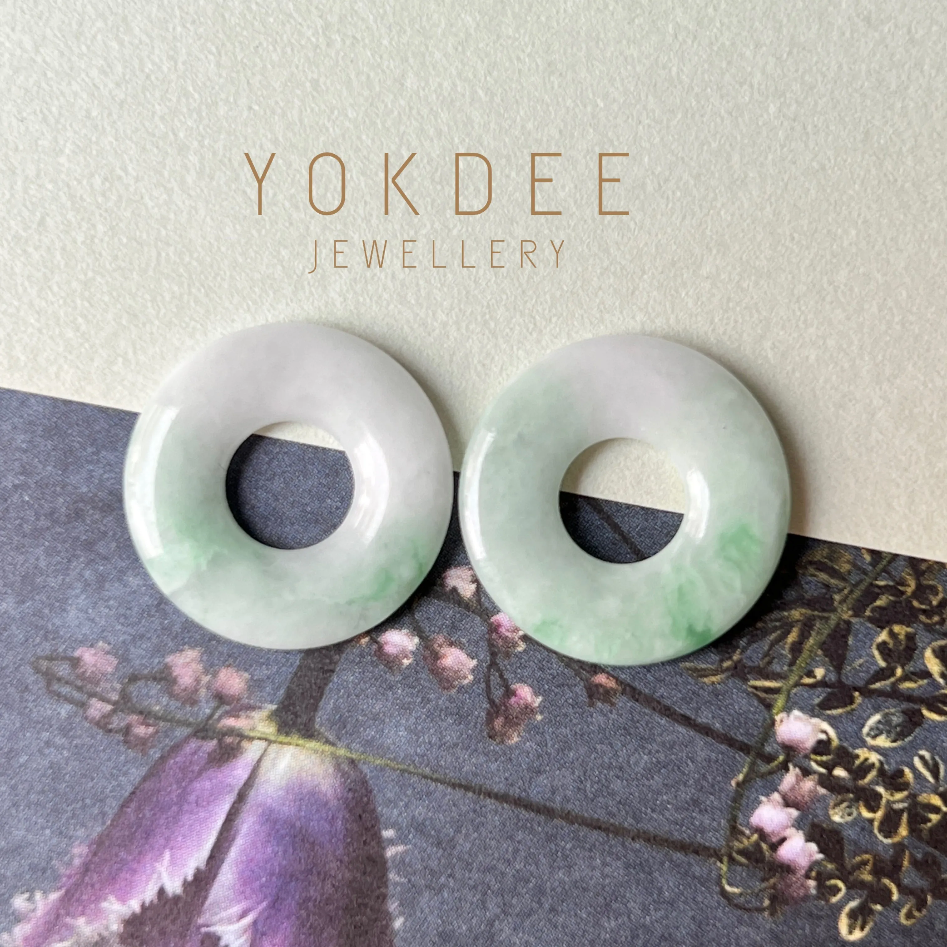 14cts A-Grade Natural Moss on Snow Jadeite Donut Pair No.180758