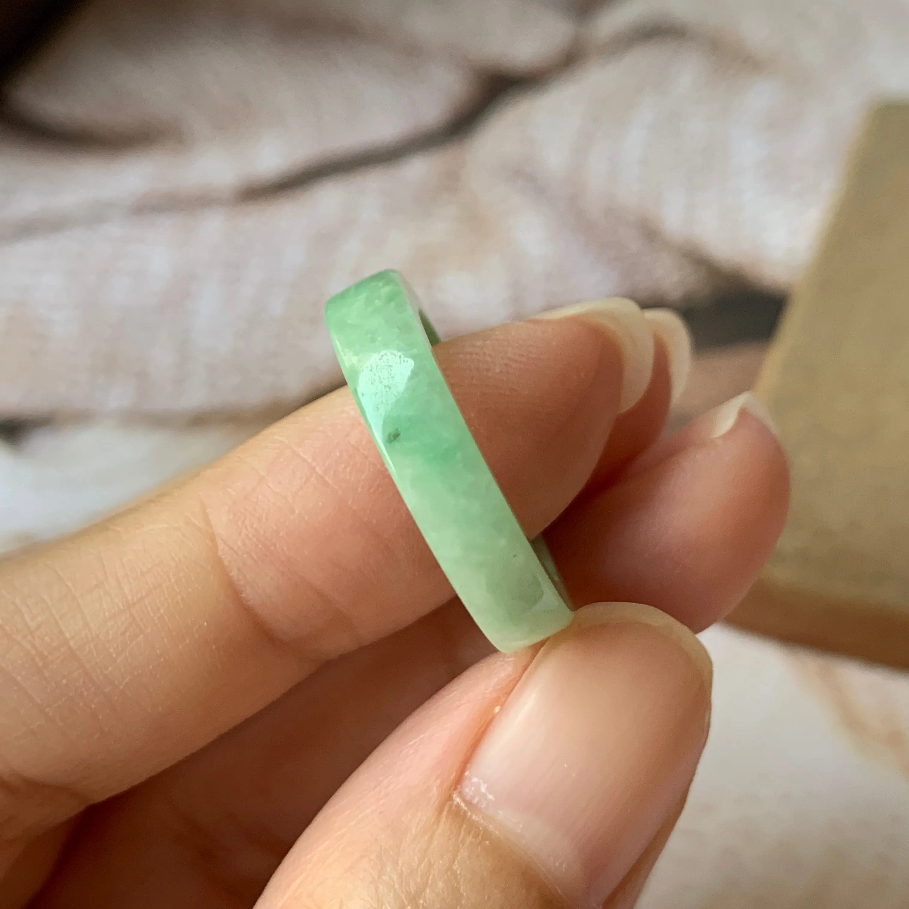 17mm A-Grade Natural Moss On Snow Jadeite Ring Band No.162124