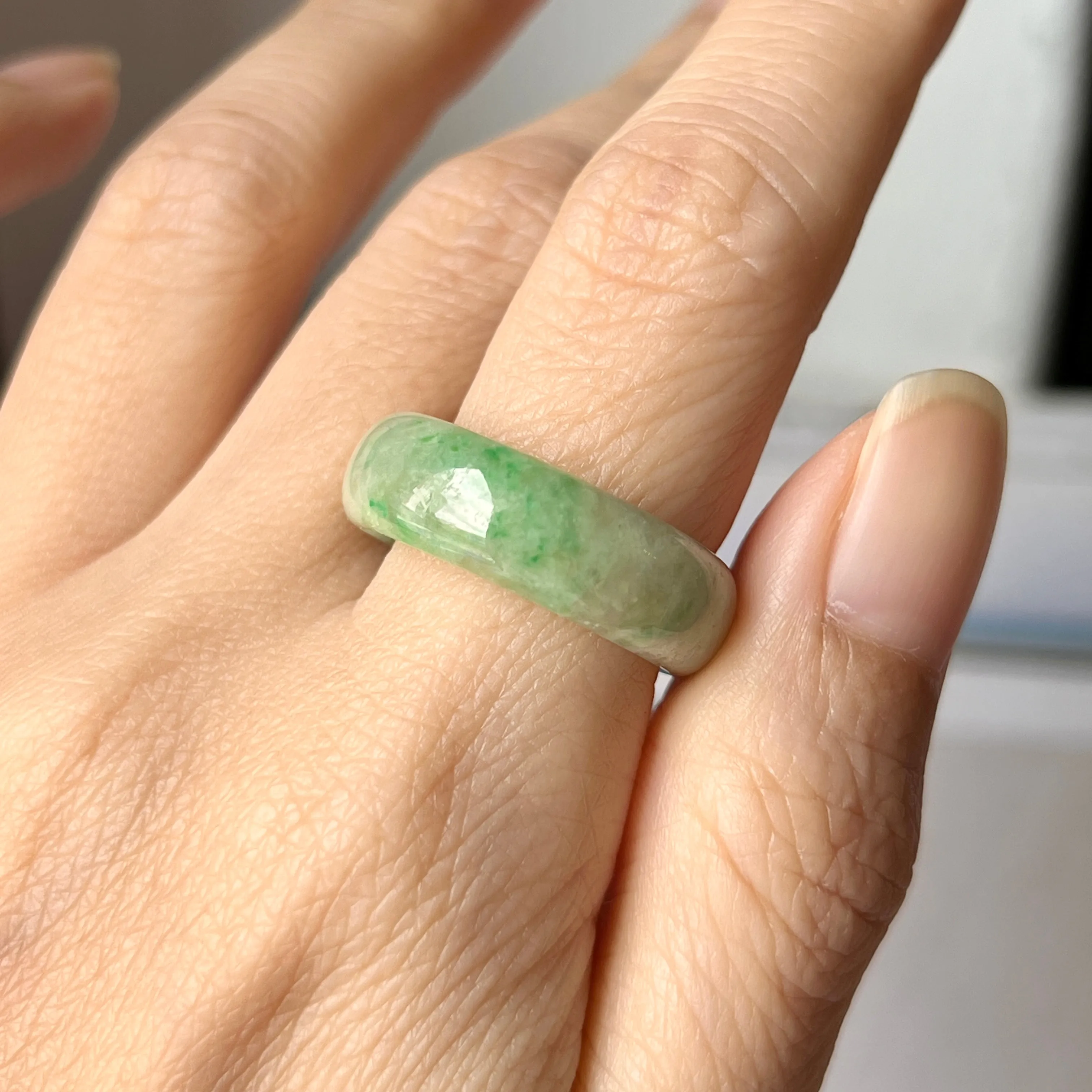 19.1mm A-Grade Natural Moss on Snow Jadeite Abacus Ring Band No.162182