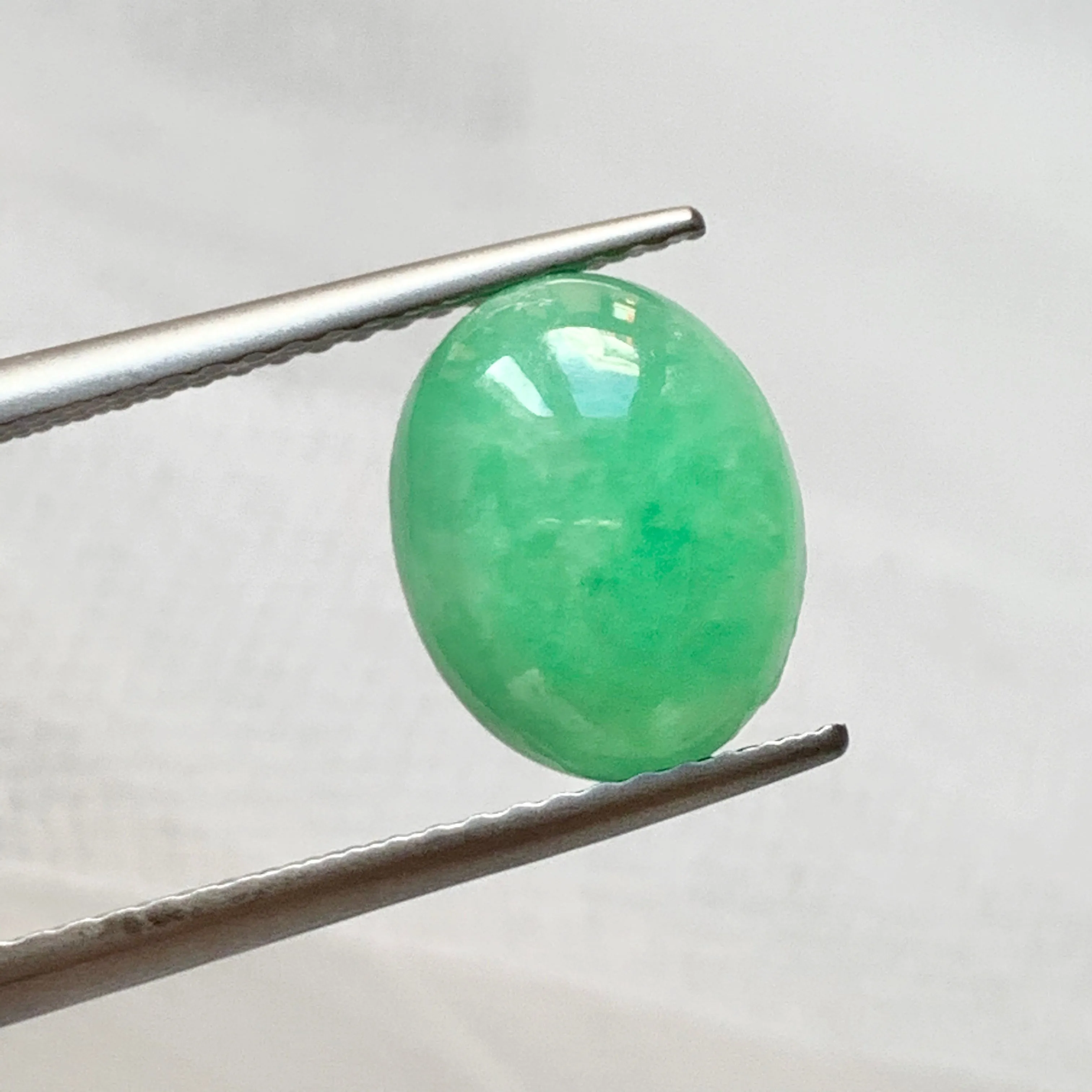 3.55ct A-Grade Natural Moss On Snow Jadeite Oval Cabochon No.130214