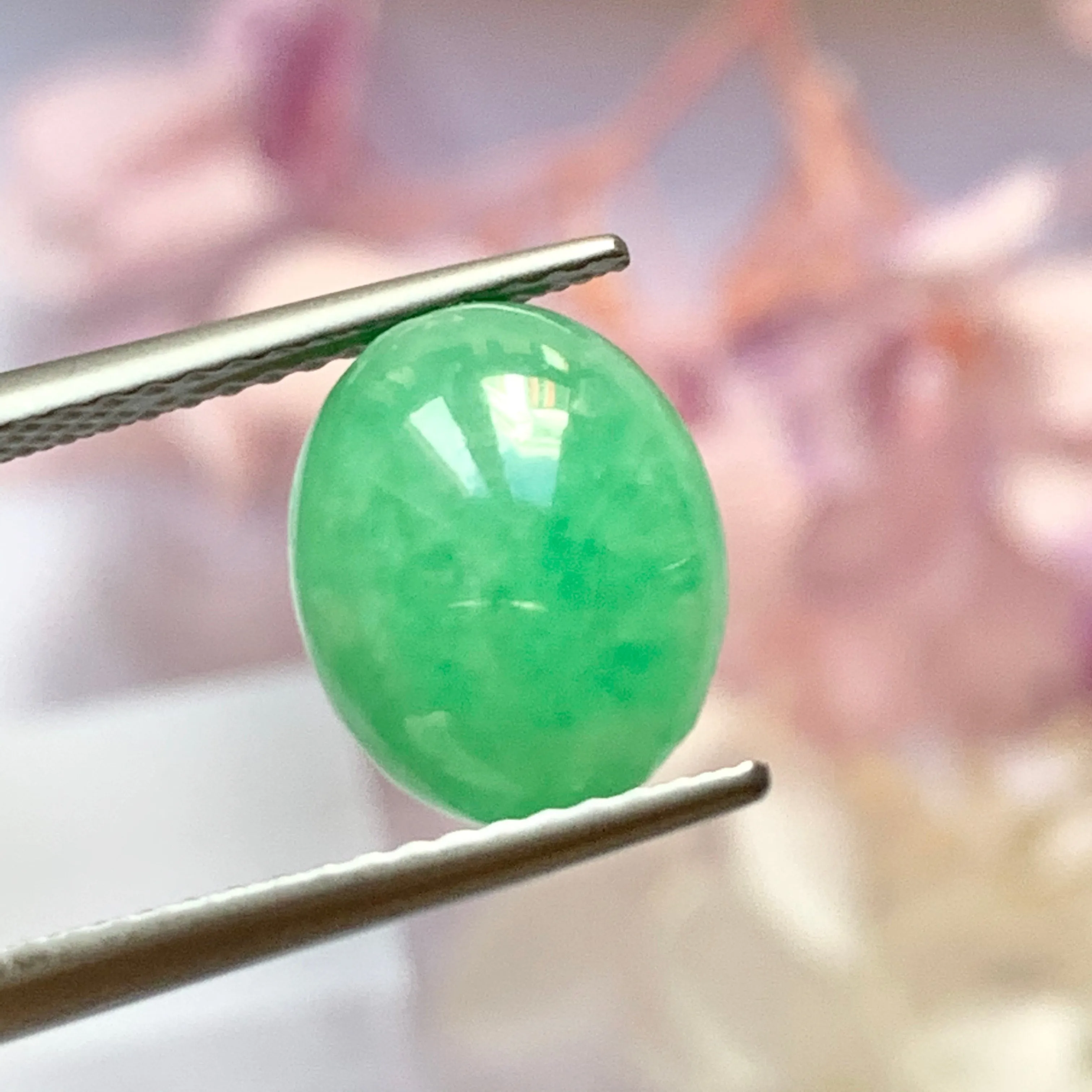 3.55ct A-Grade Natural Moss On Snow Jadeite Oval Cabochon No.130214