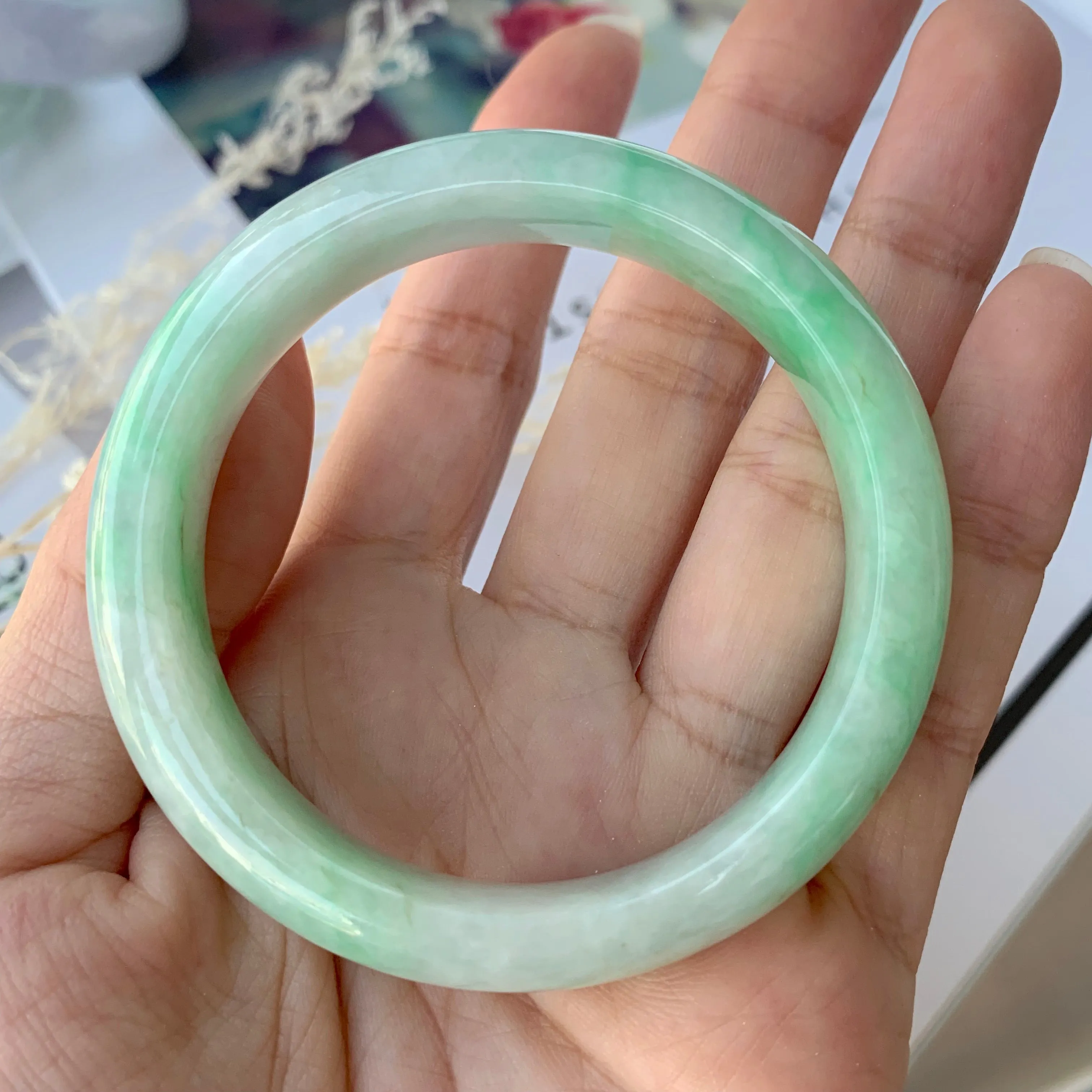 51.2mm A-Grade Natural Moss On Snow Jadeite Modern Round Bangle No.151655