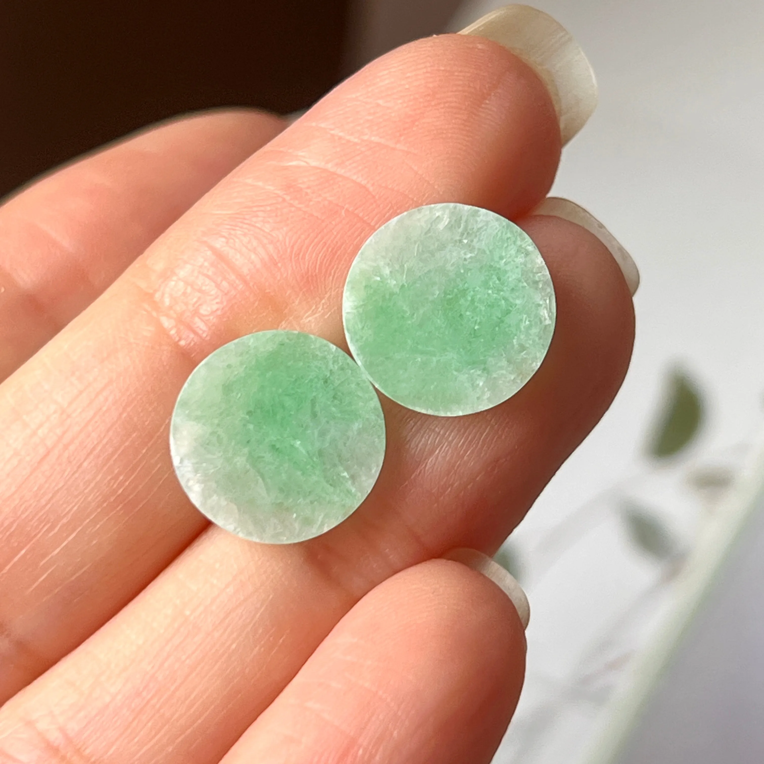 8.65 cts A-Grade Natural Moss On Snow Jadeite Round Cabochon Pair No.180774