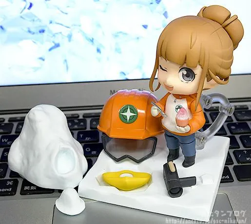 A Place Further than the Universe: 1021 Hinata Miyake Nendoroid