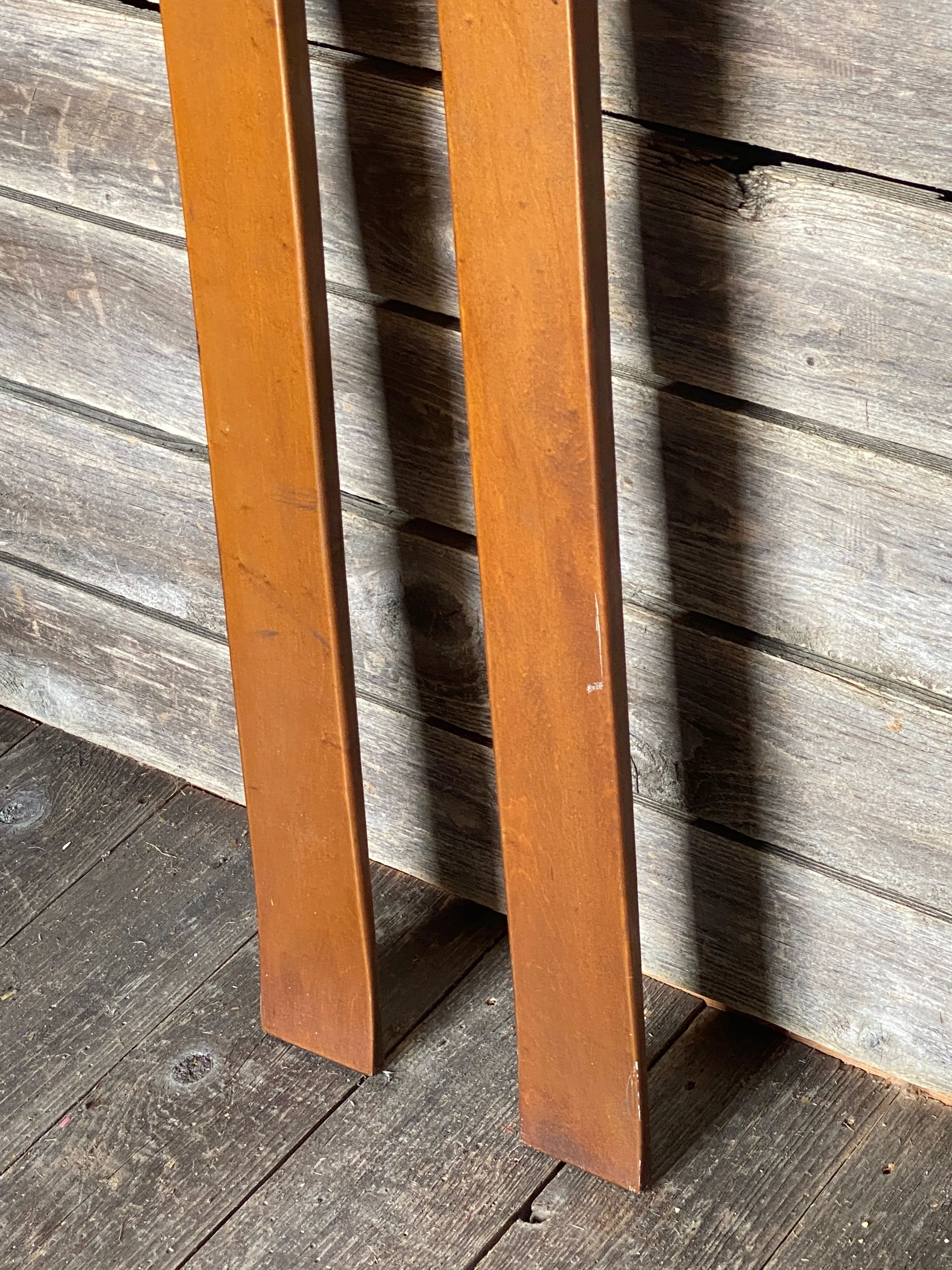 Antique Lund Skis