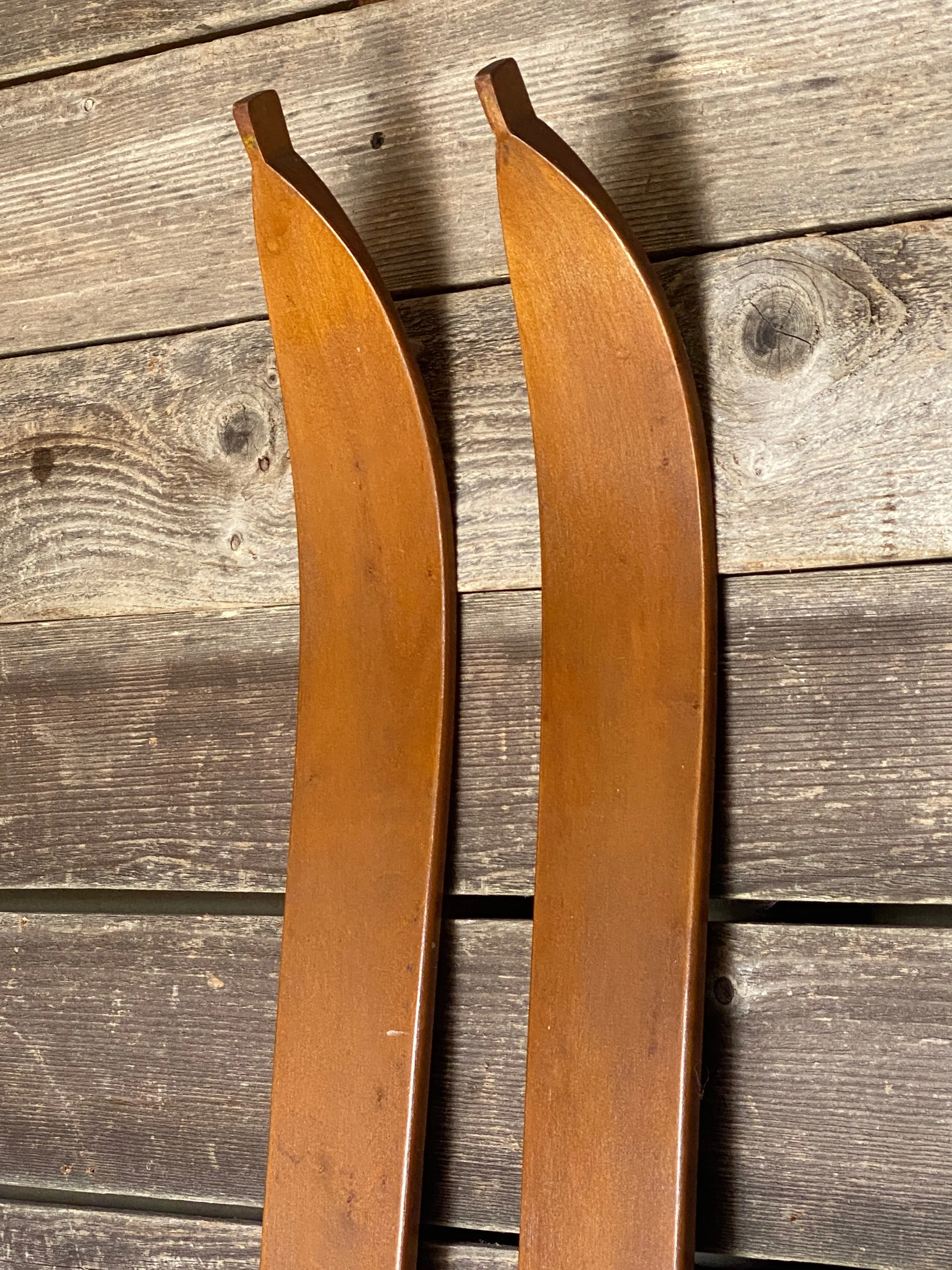 Antique Lund Skis