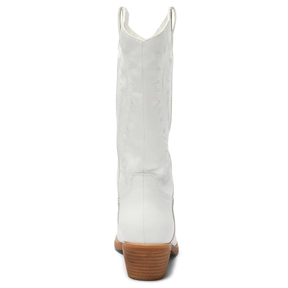 Cowboy Boot in White Smooth