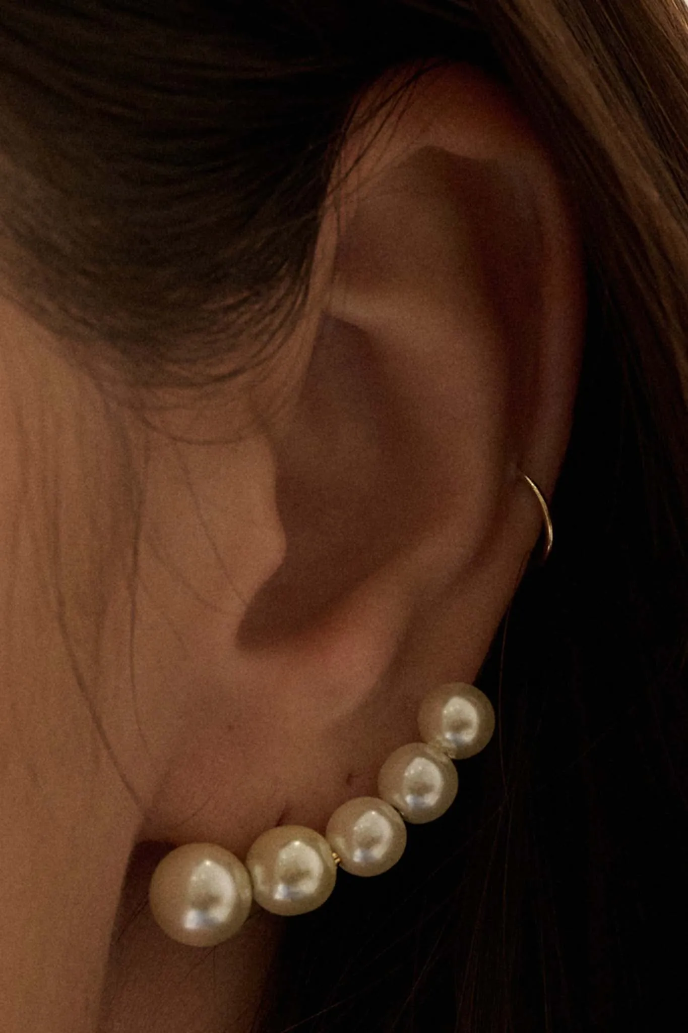 Del Rey Gradient Pearl Climber Earrings