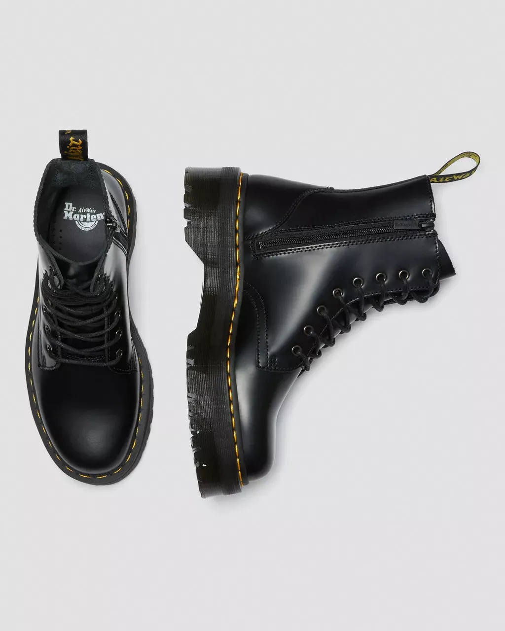 Doc Martens UNISEX JADON BOOT SMOOTH LEATHER PLATFORMS (Black — POLISHED SMOOTH)